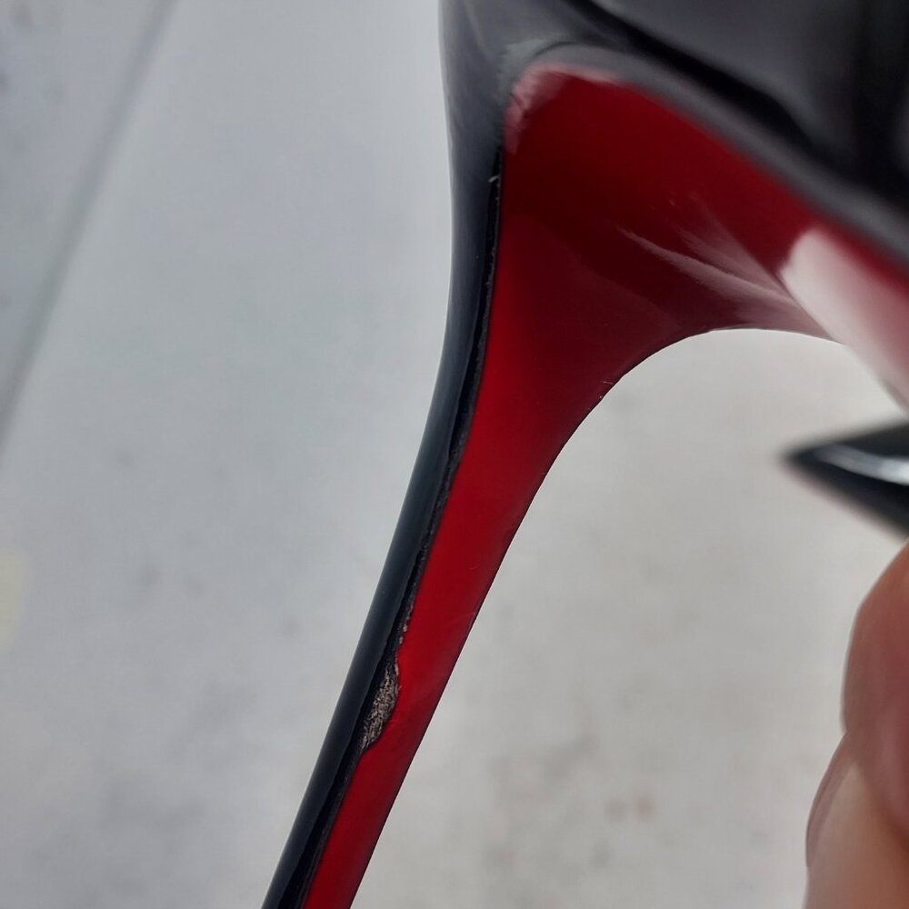 CHRISTIAN LOUBOUTIN Lock Patent Ankle Strap Pump - Picture 8 of 11